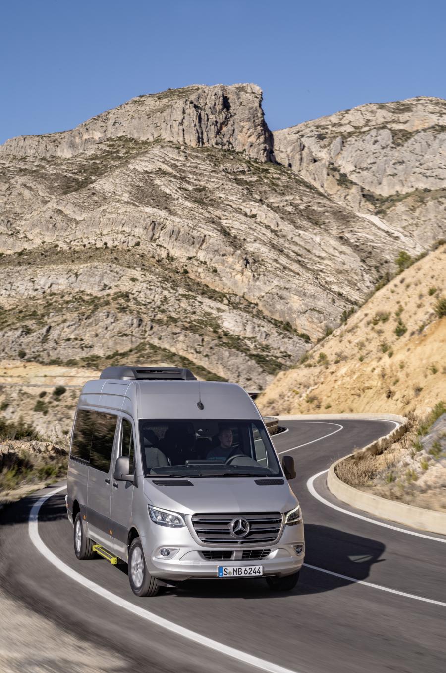  Mercedes-Benz Sprinter Tourer 2018 года  (WW) (фото 5 из 21)